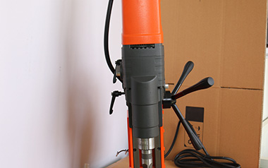 磁力鉆的空心鉆頭出現(xiàn)卡芯的情況應該如何處理？